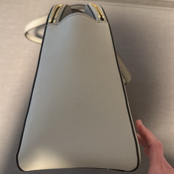 Kate spade nude color bag and wallet. - Picture 4 of 10